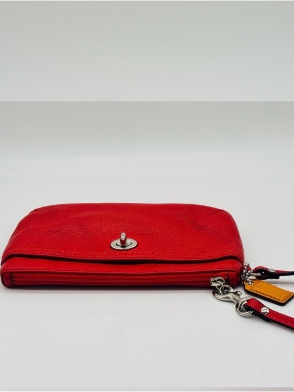 Coach Park Y2K Red Pebbled Leather Wristlet Mini Bag Turn-Lock F49472 EUC - Picture 3 of 11